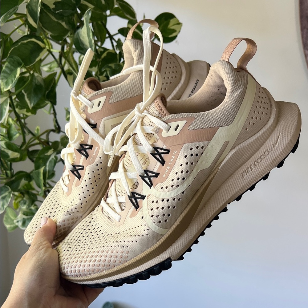 Nike Pegasus Trail 4 Womens Sneakers 👟